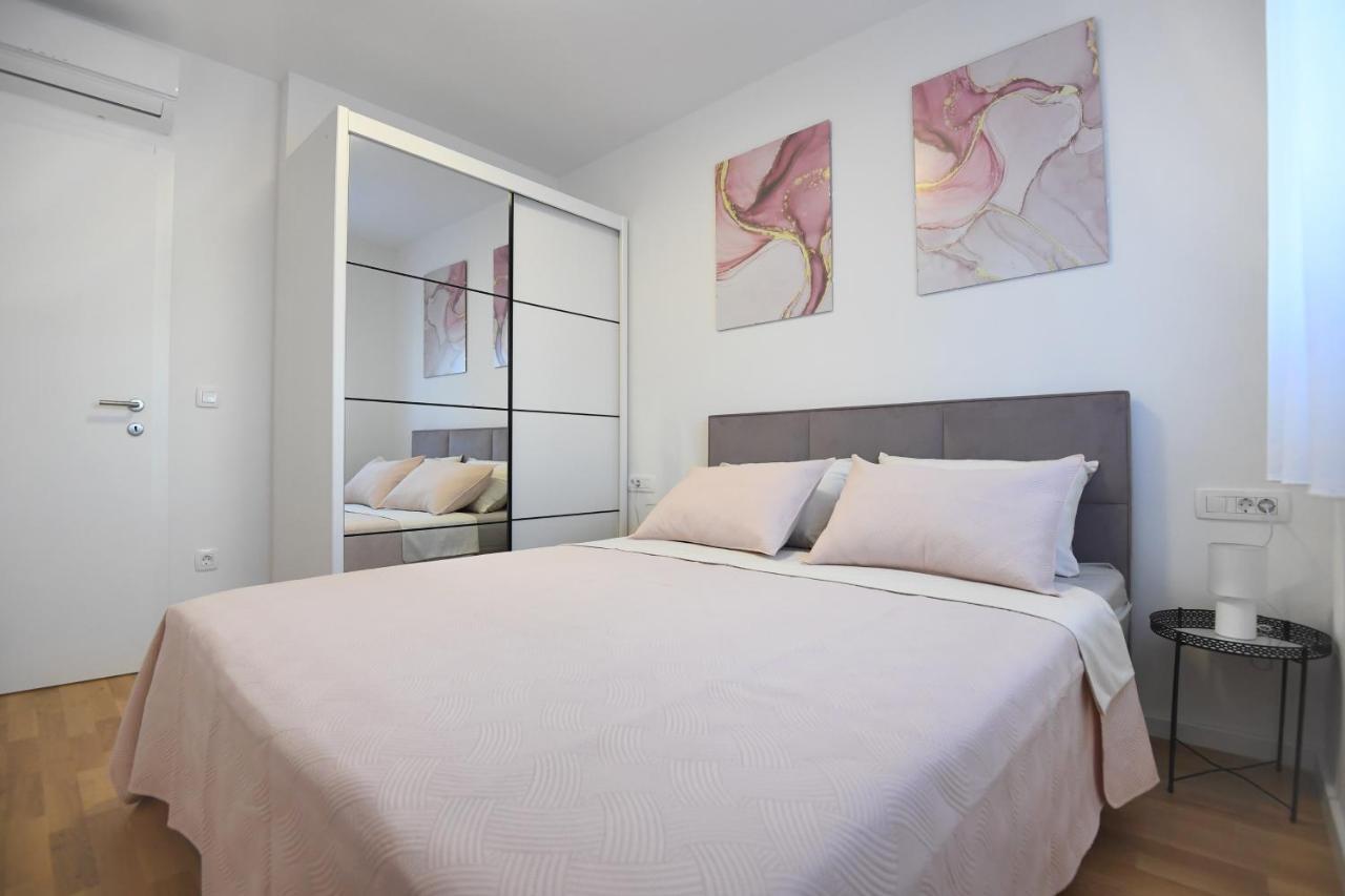 Garden Apartment Leoma With Free Parking! Zadar Exterior foto